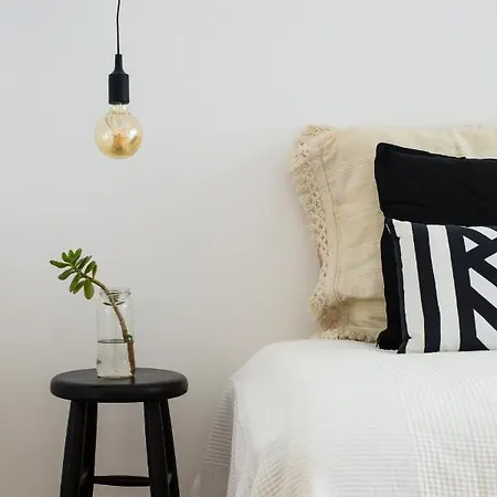 The Minimal House Ii Daire