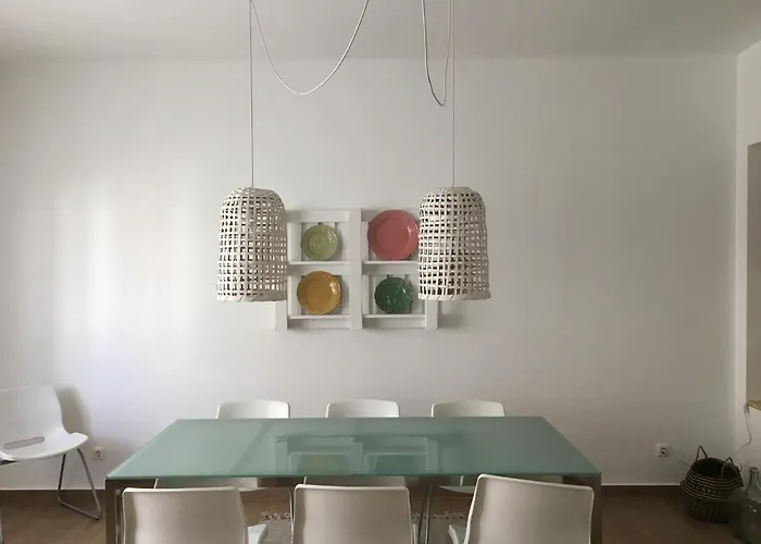 The Minimal House Ii Бомбаррал