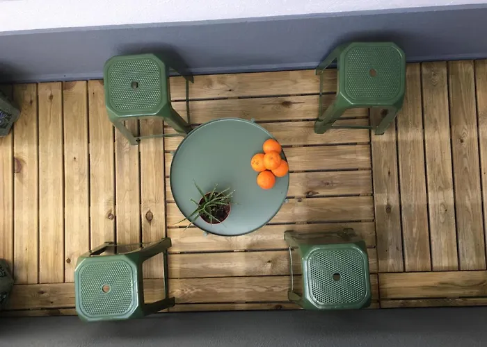 The Minimal House Ii Бомбаррал